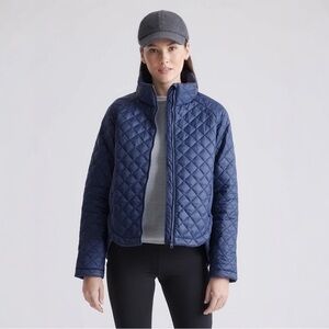 NWOT Athleta Whisper Featherless Puffer Jacket size Medium Petite